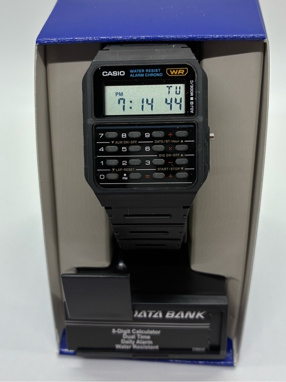 CASIO MEN'S  DATA BANK 8-DIGIT CALCULATOR WATCH 3208 CA-53W WATER RESISTANT, NEW